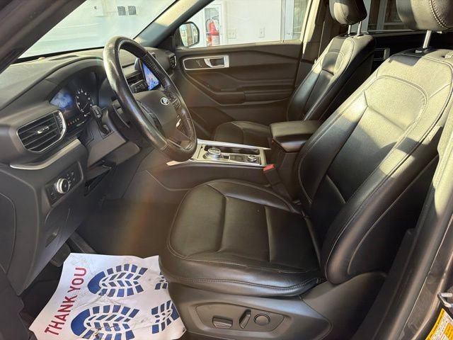 Certified 2020 Ford Explorer XLT w/ Equipment Group 202A AWD/4WD image 19