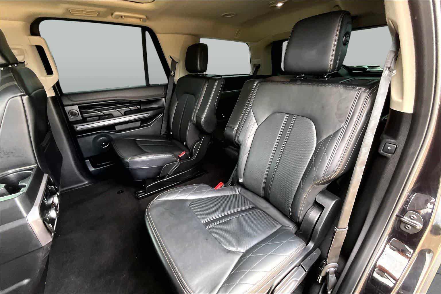 Certified 2019 Ford Expedition Platinum RWD image 20