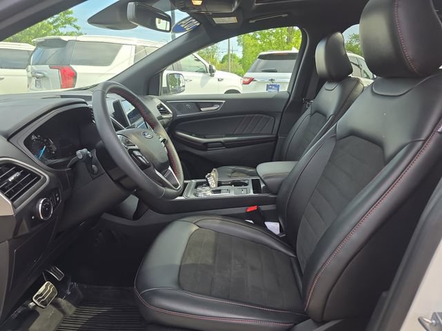 Certified 2024 Ford Edge ST-Line AWD/4WD image 14