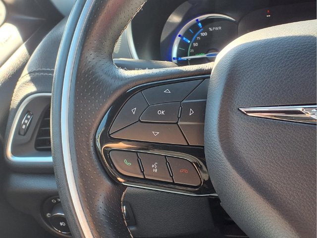 Used 2021 Chrysler Pacifica Limited w/ S Appearance Package FWD image 33