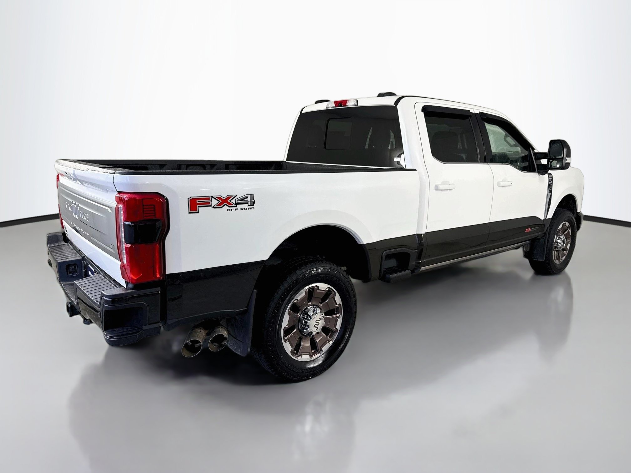 Certified 2024 Ford F250 King Ranch AWD/4WD image 7