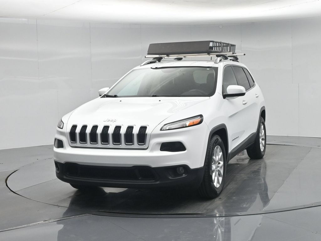 Used 2017 Jeep Cherokee Latitude FWD image 57