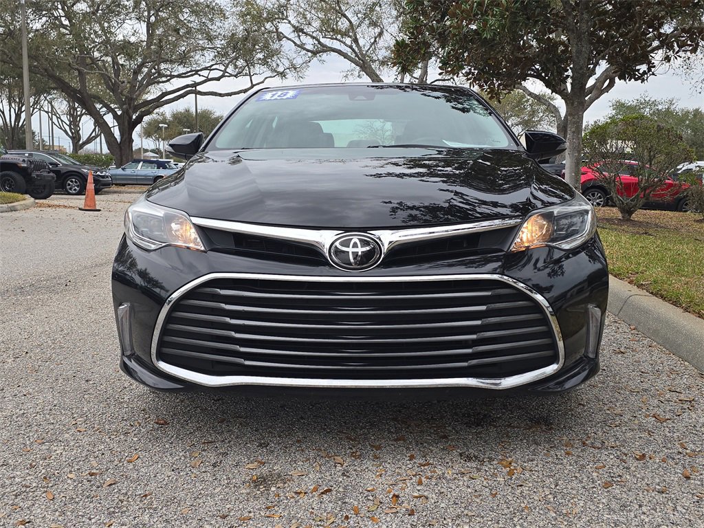 Used 2018 Toyota Avalon XLE image 5