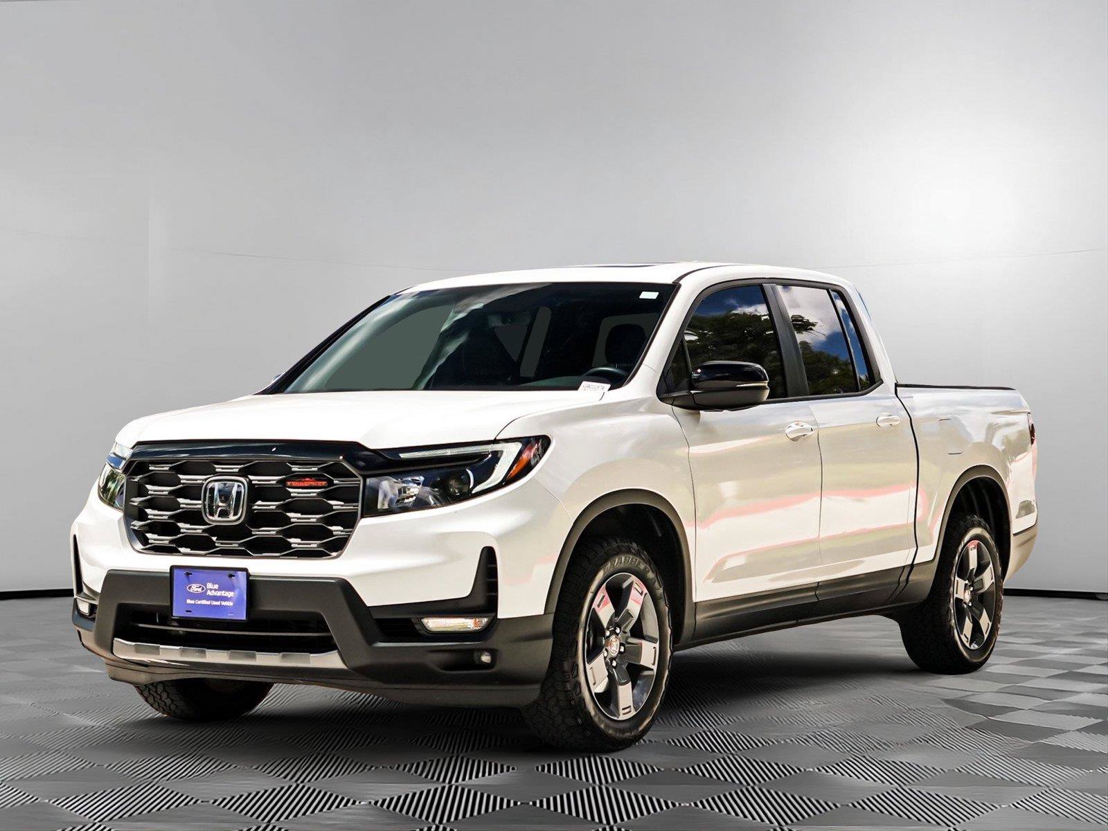 Used 2025 Honda Ridgeline TrailSport image 6