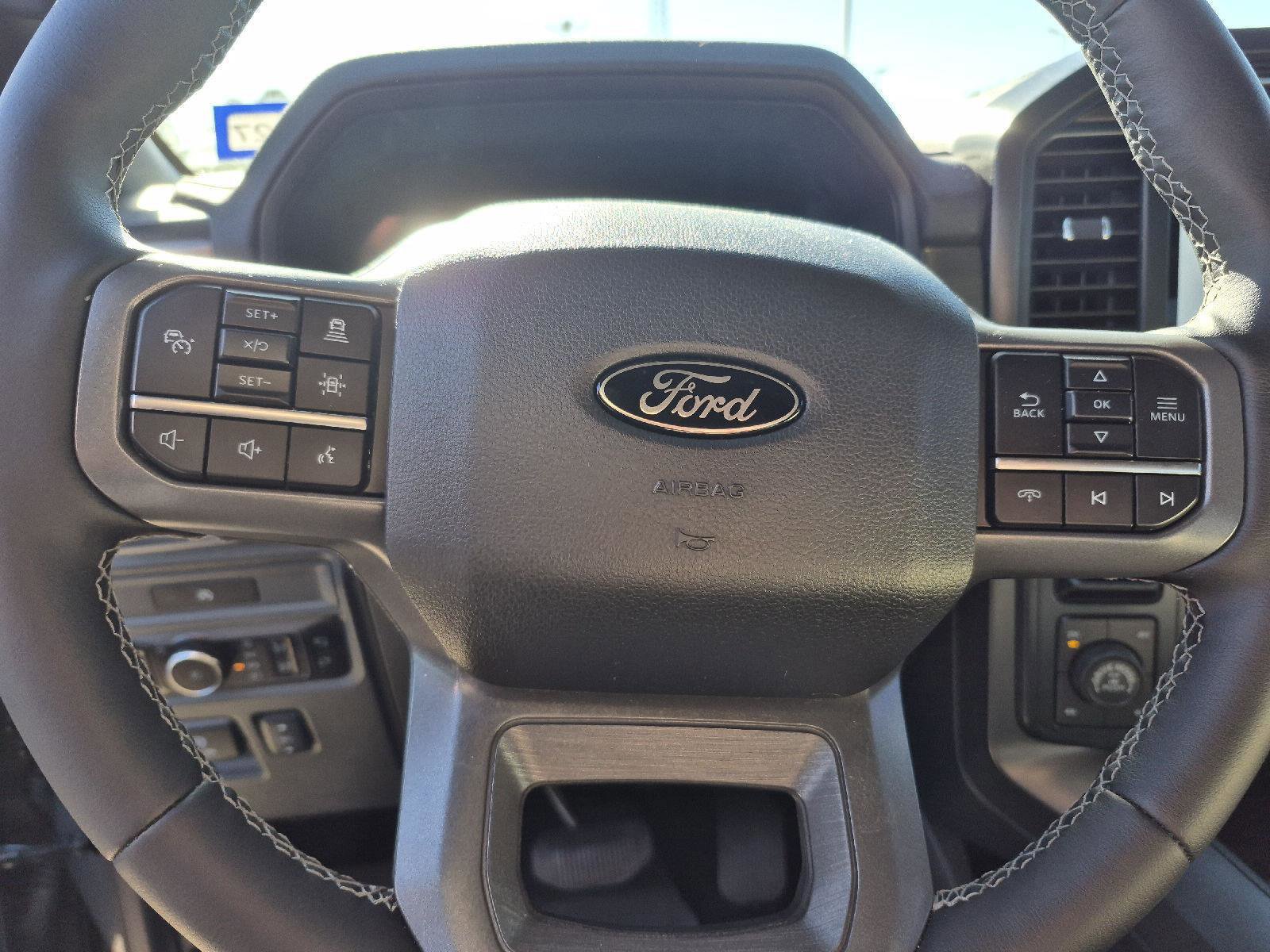 Certified 2025 Ford F150 Lariat w/ FX4 Off-Road Package image 18