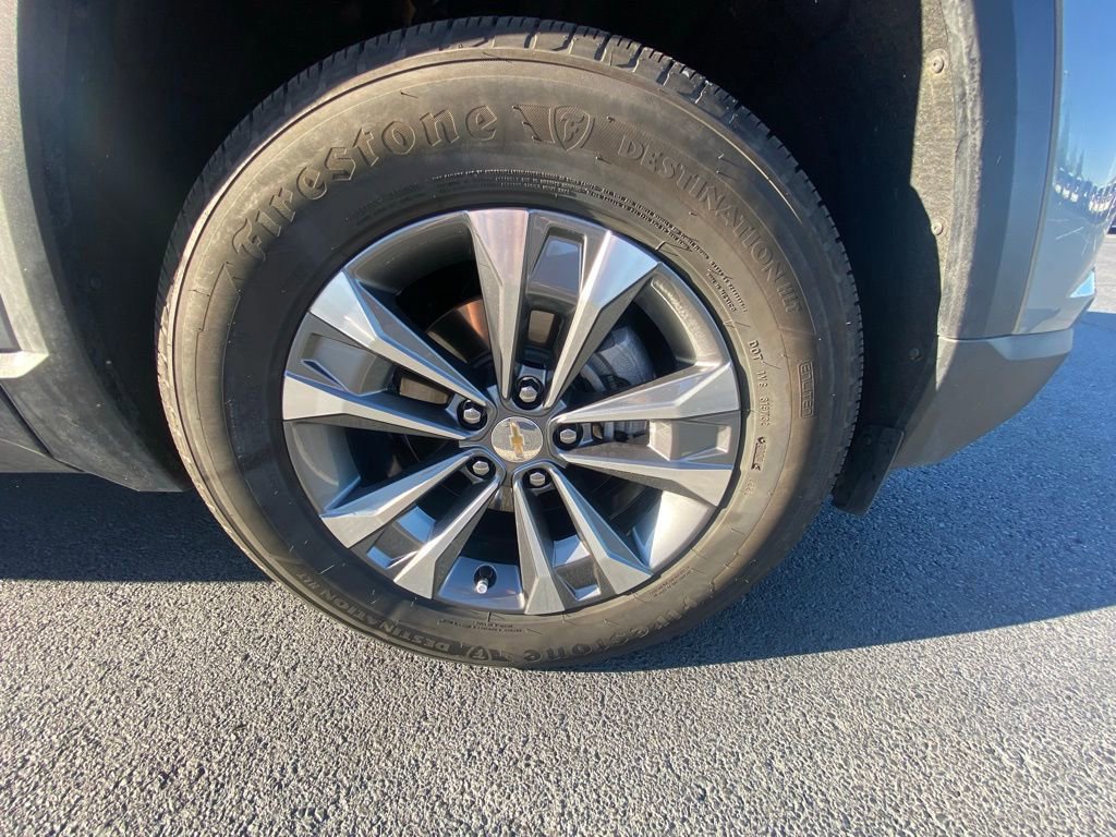 Used 2025 Chevrolet Equinox LT w/ Convenience Package II image 28