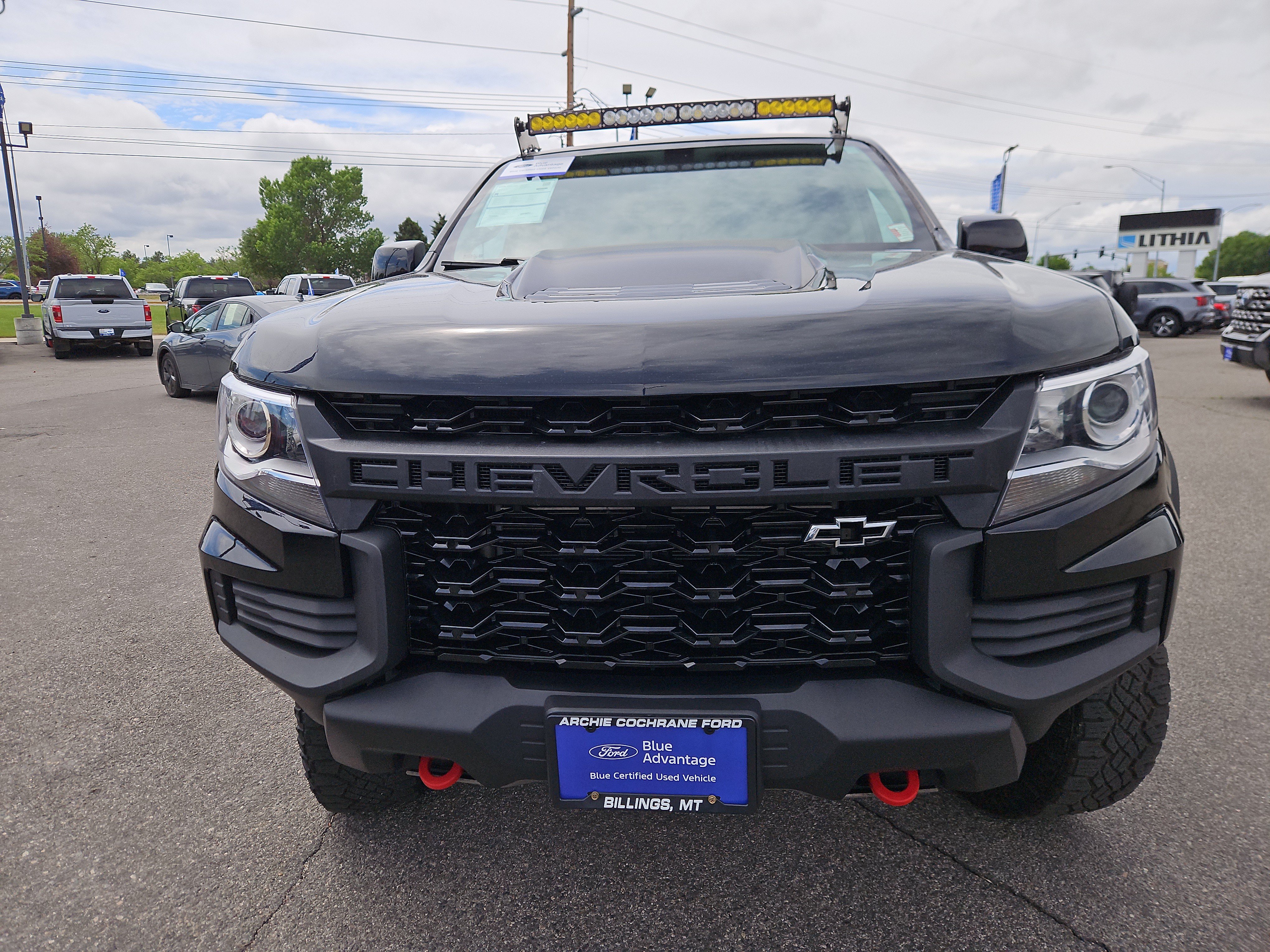 Used 2022 Chevrolet Colorado ZR2 w/ ZR2 Midnight Special Edition AWD/4WD image 8