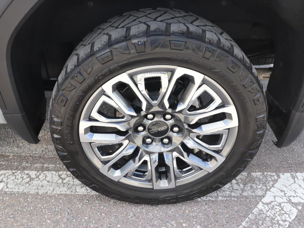Used 2025 GMC Sierra 1500 Denali Ultimate AWD/4WD image 25