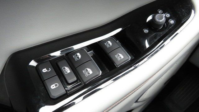 Used 2022 Jeep Grand Cherokee Overland image 27