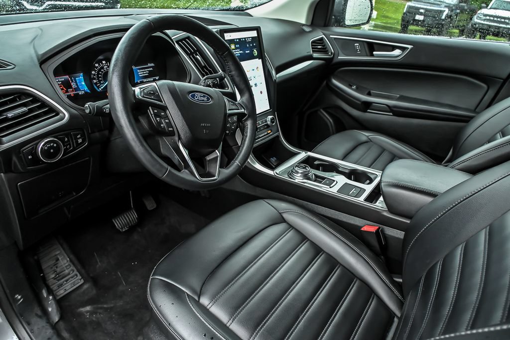 Certified 2024 Ford Edge SEL w/ Convenience Package AWD/4WD image 14