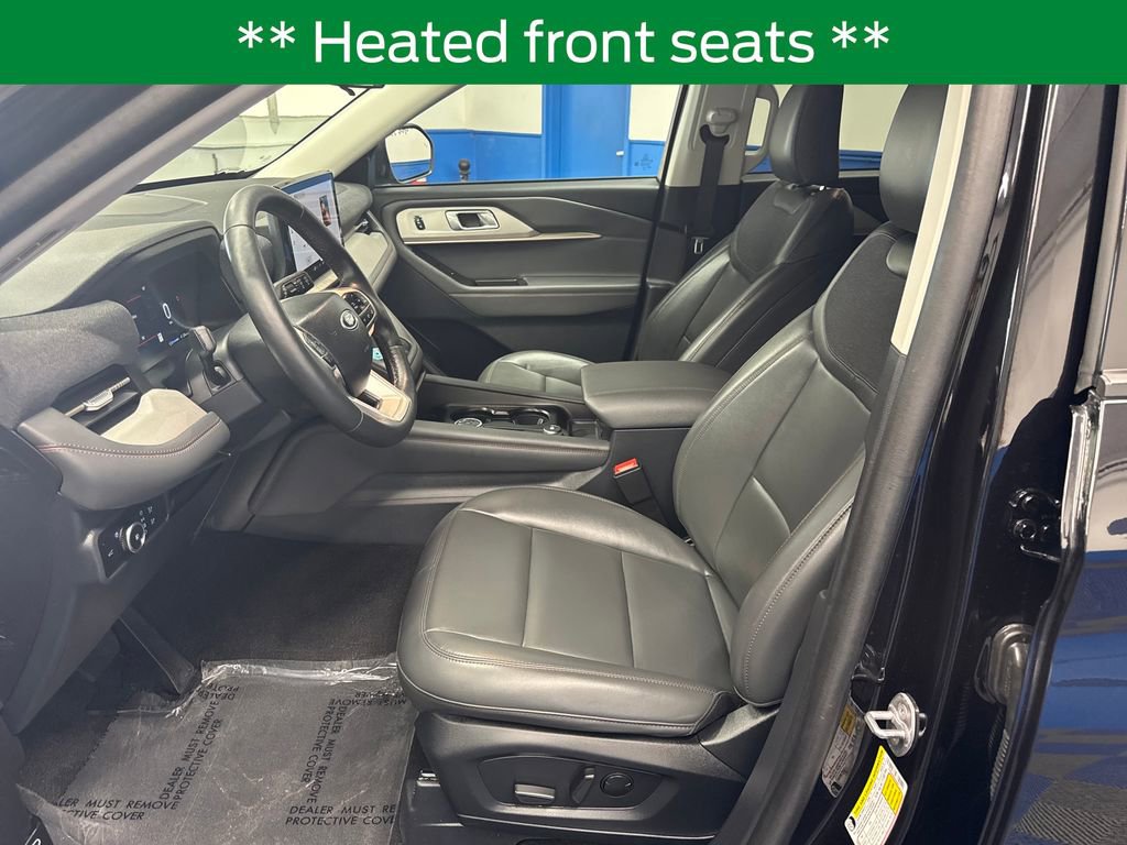 Certified 2025 Ford Explorer Active w/ Active Comfort Package AWD/4WD image 15