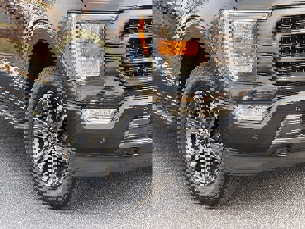 Certified 2023 Ford F150 XLT w/ Equipment Group 302A High image 10