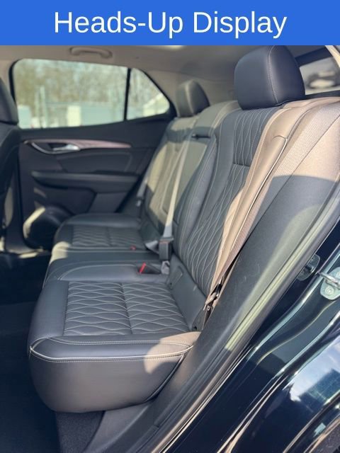 Used 2021 Buick Envision Avenir w/ Technology Package II image 26