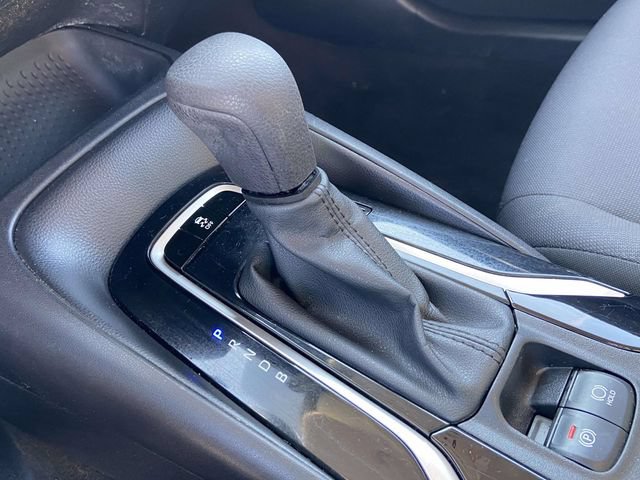 Used 2021 Toyota Corolla LE FWD image 25