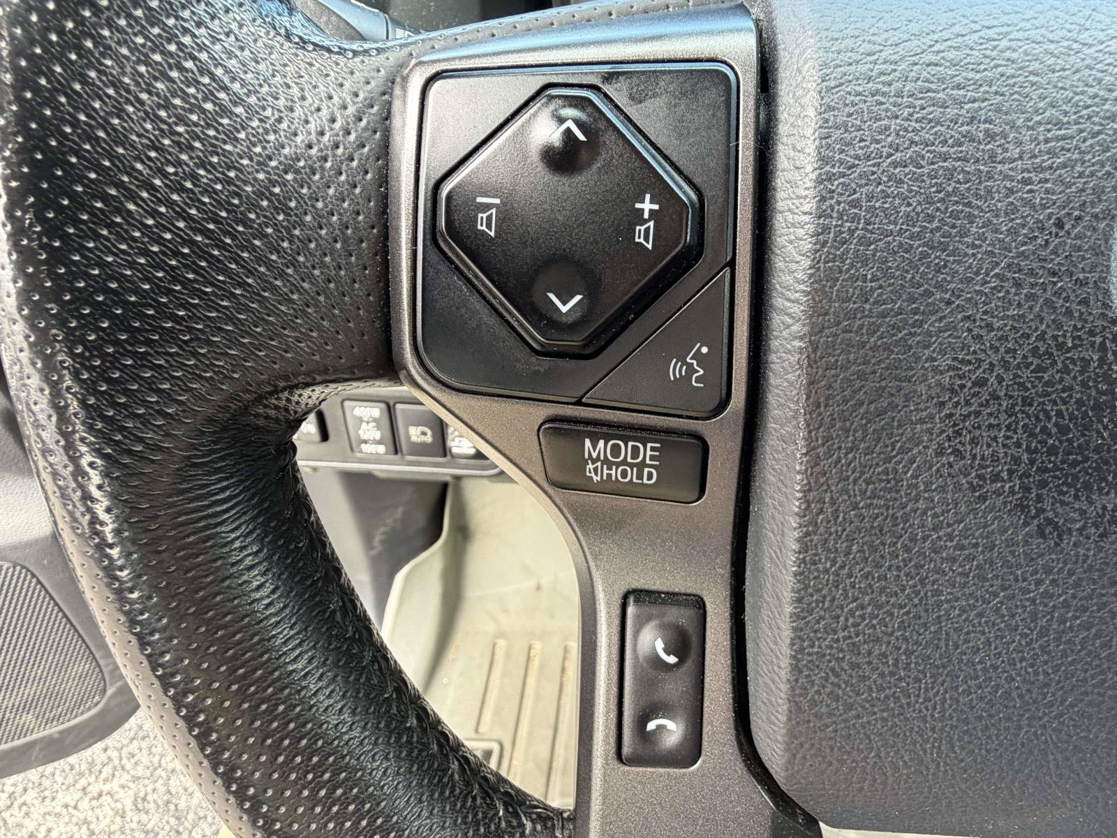 Used 2019 Toyota Tacoma TRD Off-Road RWD image 14