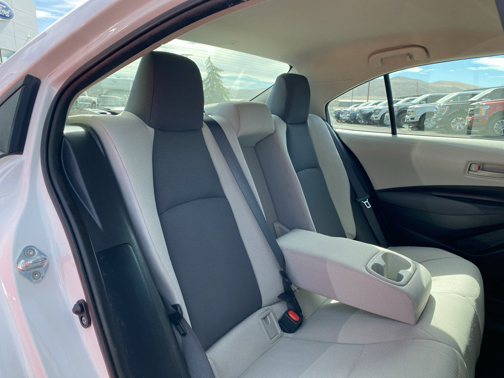 Used 2022 Toyota Corolla LE FWD image 6