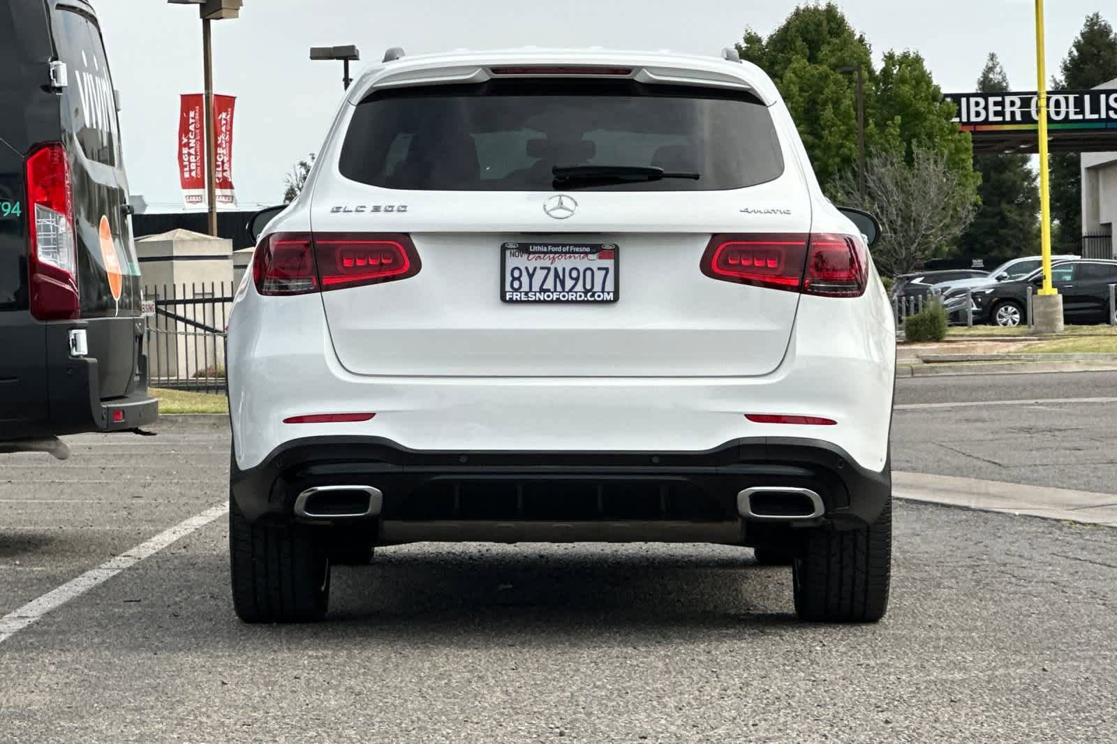 Used 2021 Mercedes-Benz GLC 300 4MATIC image 7