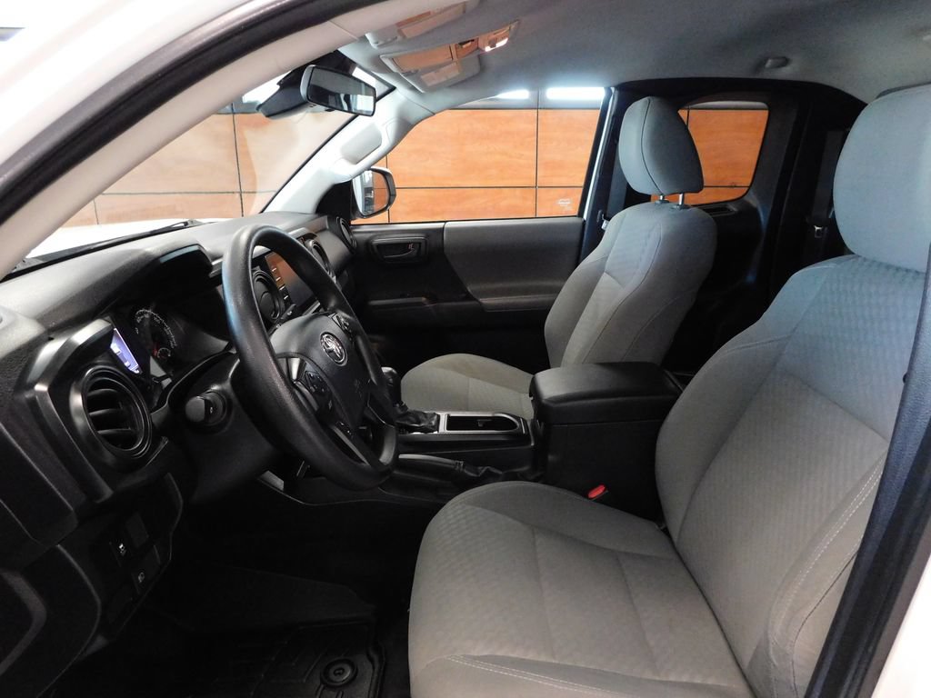 Used 2020 Toyota Tacoma SR w/ SR Convenience Package AWD/4WD image 15