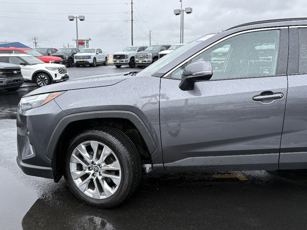 Used 2025 Toyota RAV4 XLE Premium w/ Weather Package AWD/4WD image 13