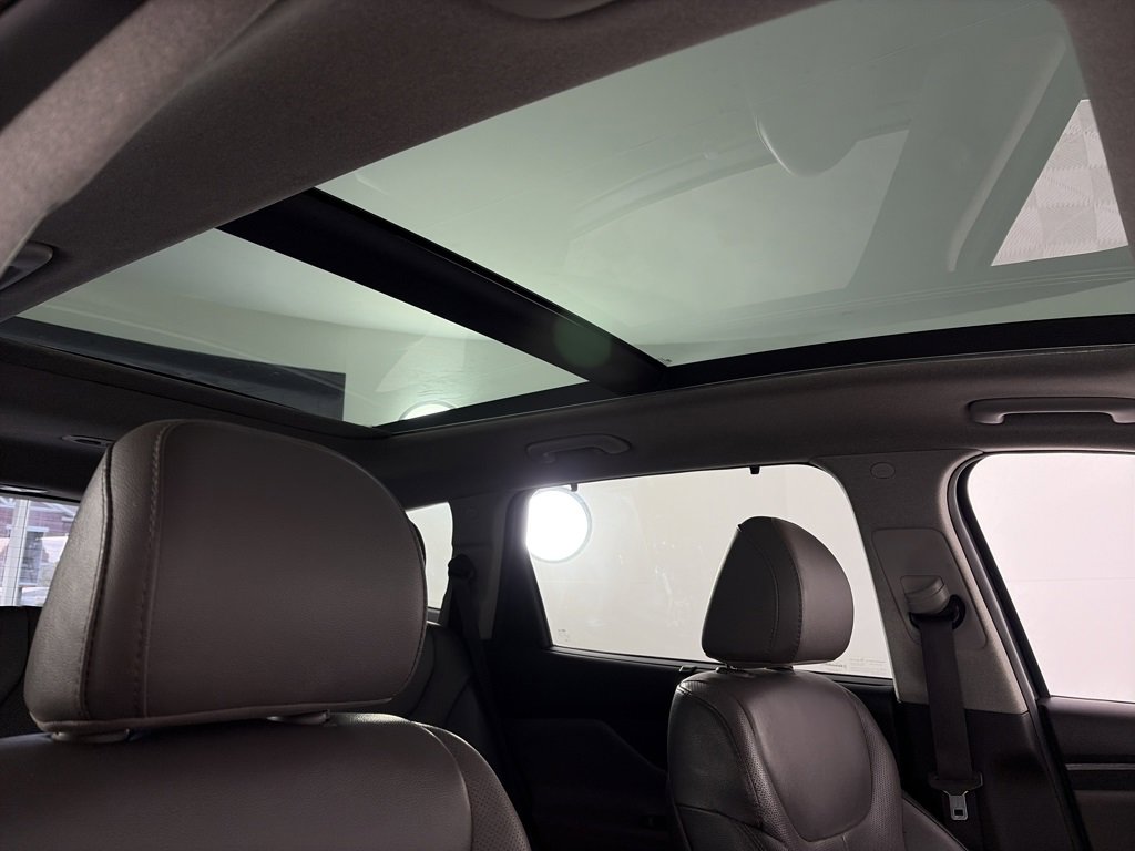 Used 2020 Hyundai Santa Fe SEL w/ Cargo Package image 32