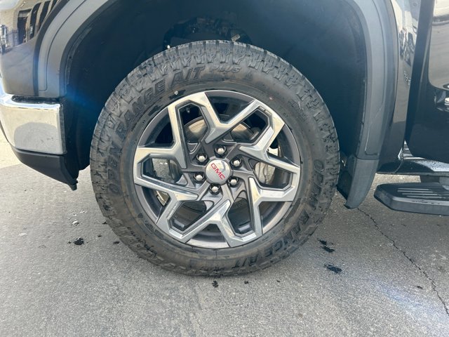 Used 2023 GMC Sierra 1500 SLT w/ SLT Premium Package image 27