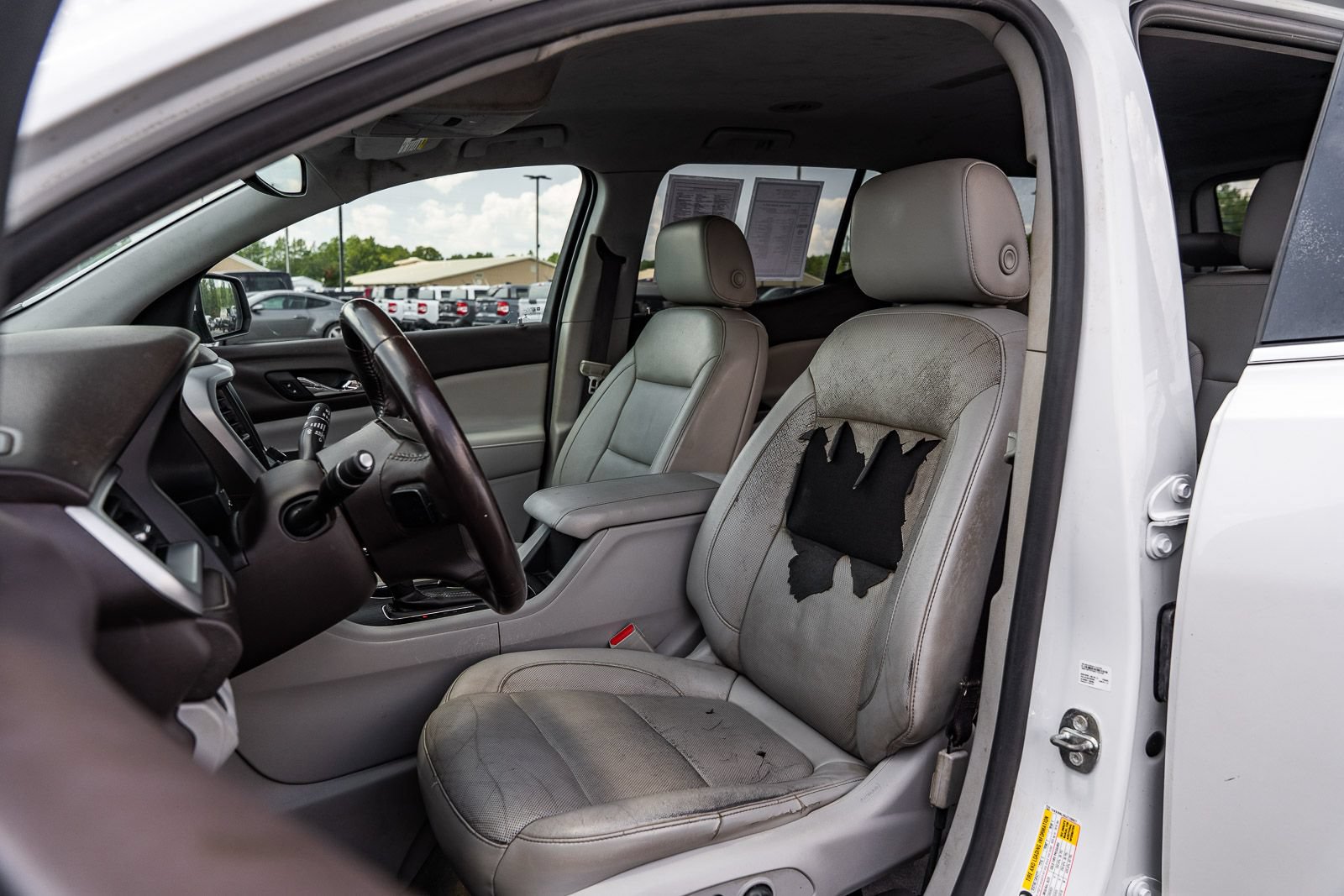 Used 2018 GMC Acadia SLT FWD image 21