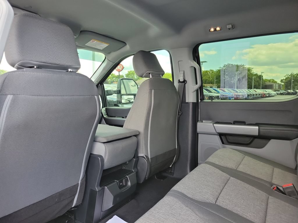 Certified 2025 Ford F350 XL w/ STX Appearance Package AWD/4WD image 16