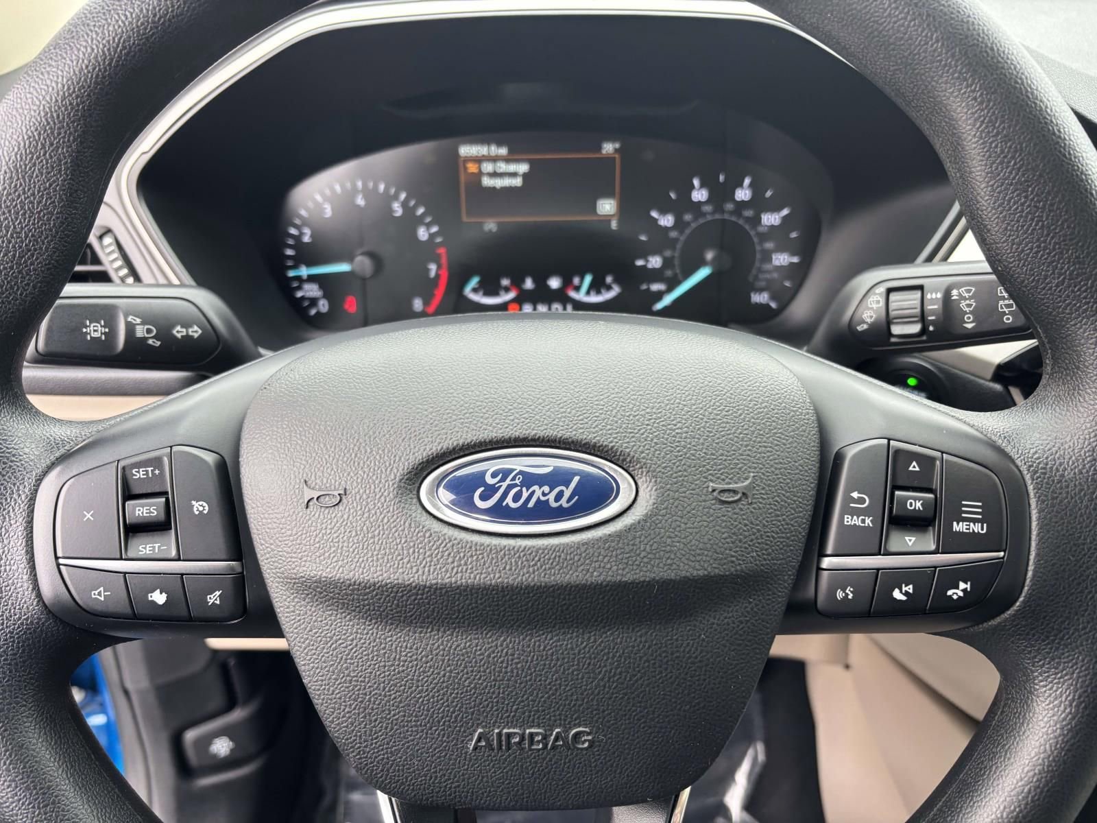 Certified 2020 Ford Escape SE image 18