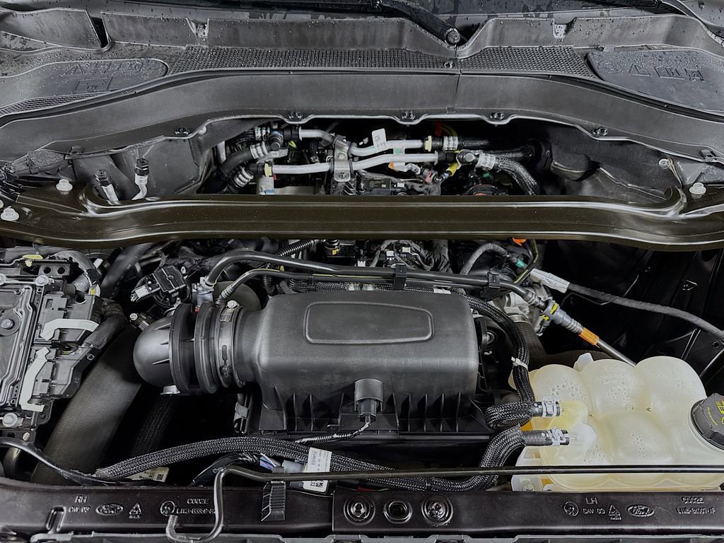 Certified 2023 Ford Explorer Limited w/ Limited Technology Package image 33