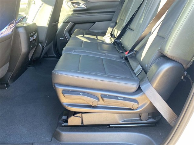 Used 2023 Chevrolet Suburban LT image 16
