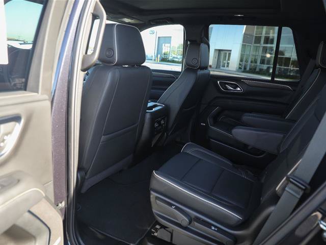 Used 2024 Chevrolet Tahoe Premier AWD/4WD image 27