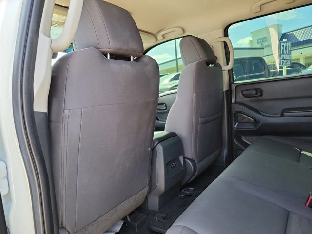 Used 2025 Nissan Frontier S RWD image 13