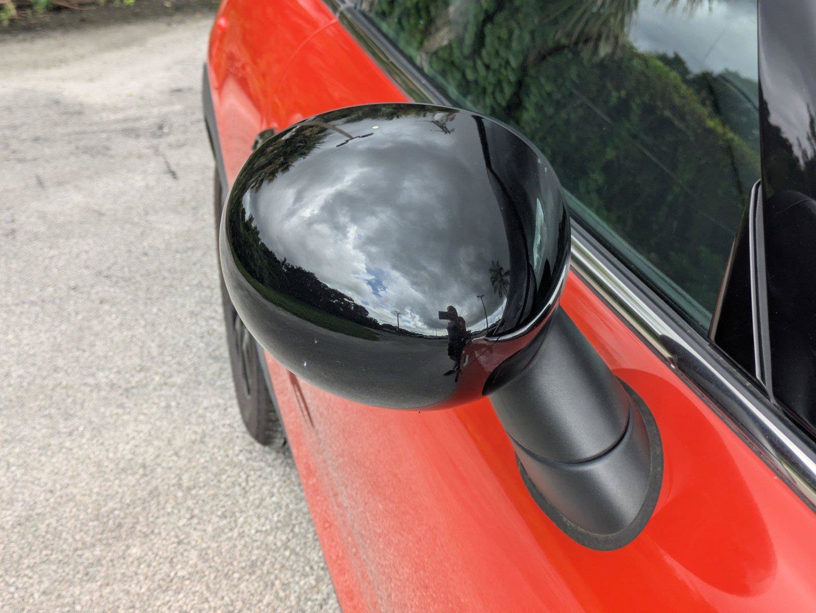 Used 2019 MINI Cooper 2-Door Hardtop FWD image 13