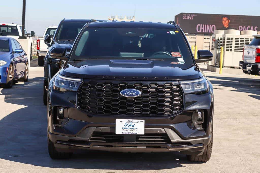 Certified 2025 Ford Explorer ST-Line w/ ST-Line Street Pack AWD/4WD image 2