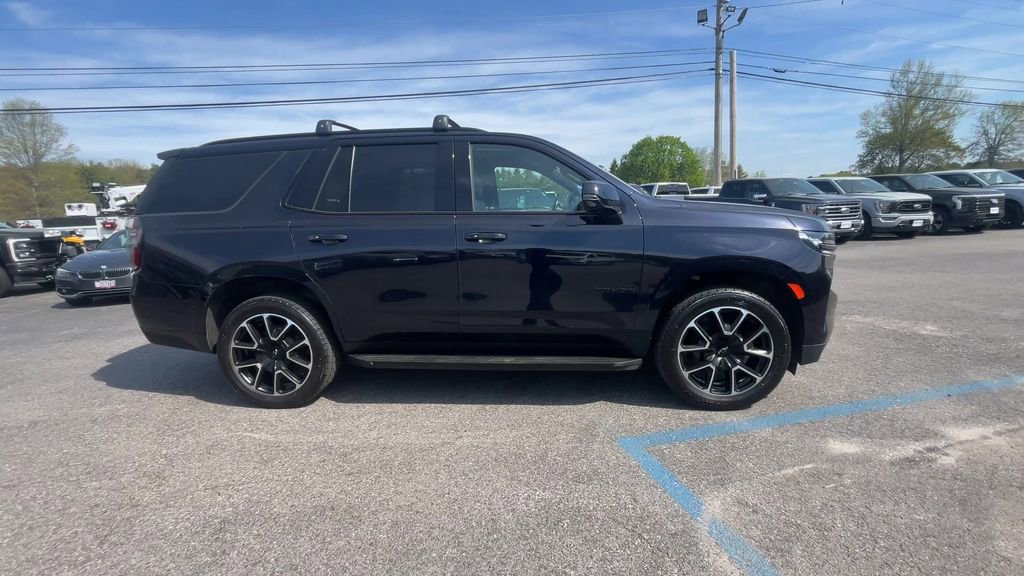 Used 2022 Chevrolet Tahoe RST w/ Luxury Package AWD/4WD image 21