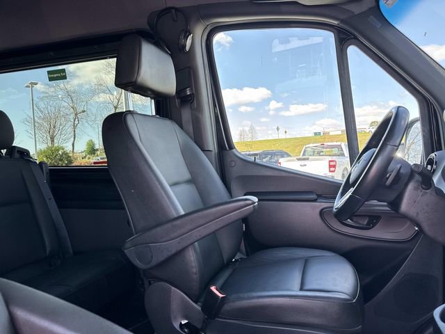 Used 2021 Mercedes-Benz Sprinter 2500 image 11