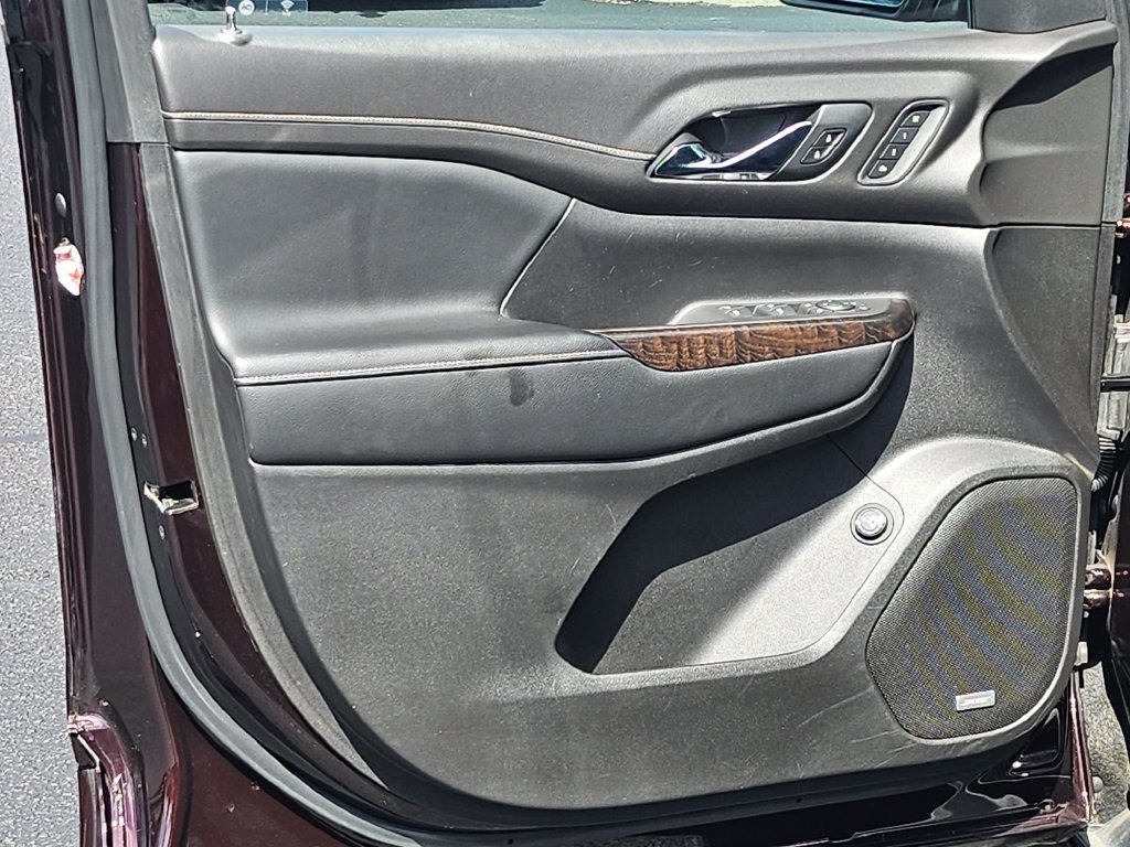 Used 2020 GMC Acadia Denali FWD image 35