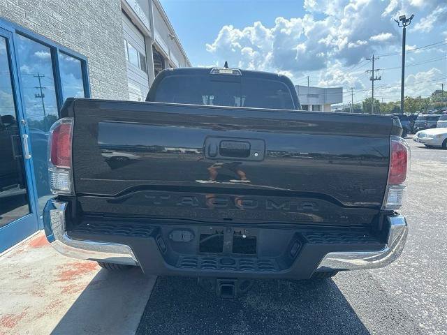 Used 2023 Toyota Tacoma TRD Off-Road AWD/4WD image 6