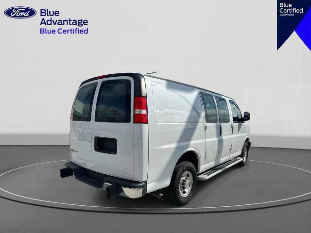 Used 2024 Chevrolet Express 2500 w/ Driver Convenience Package RWD image 7