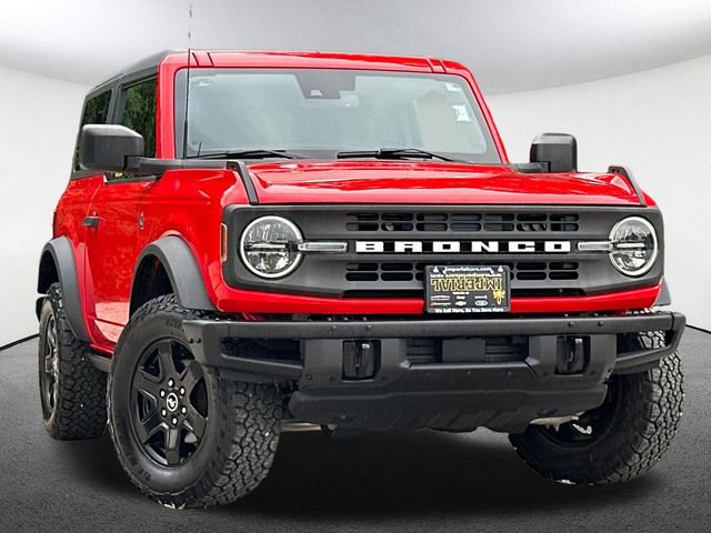 Certified 2024 Ford Bronco Black Diamond AWD/4WD image 2