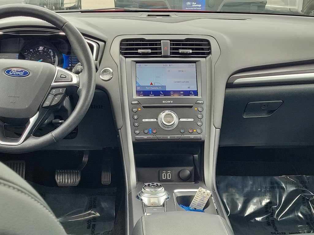 Certified 2020 Ford Fusion Titanium FWD image 16