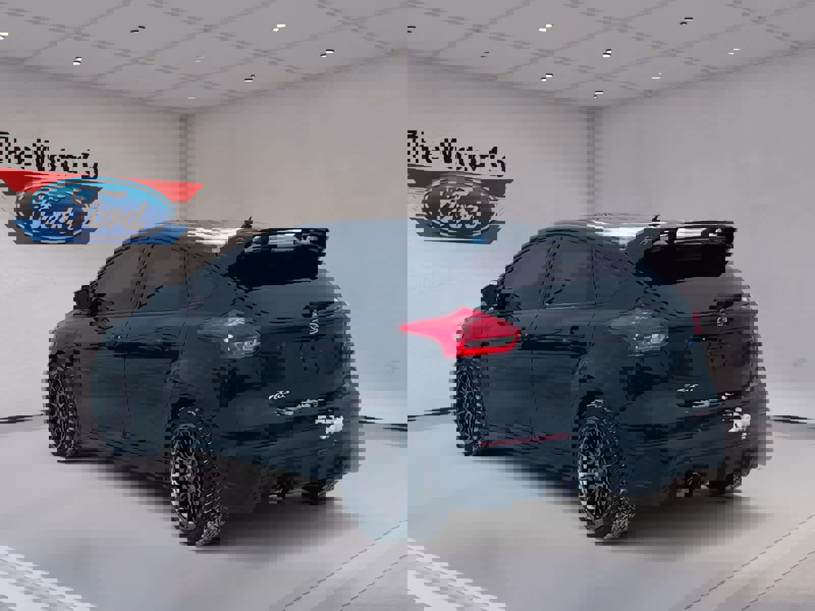 Certified 2017 Ford Focus RS image 3