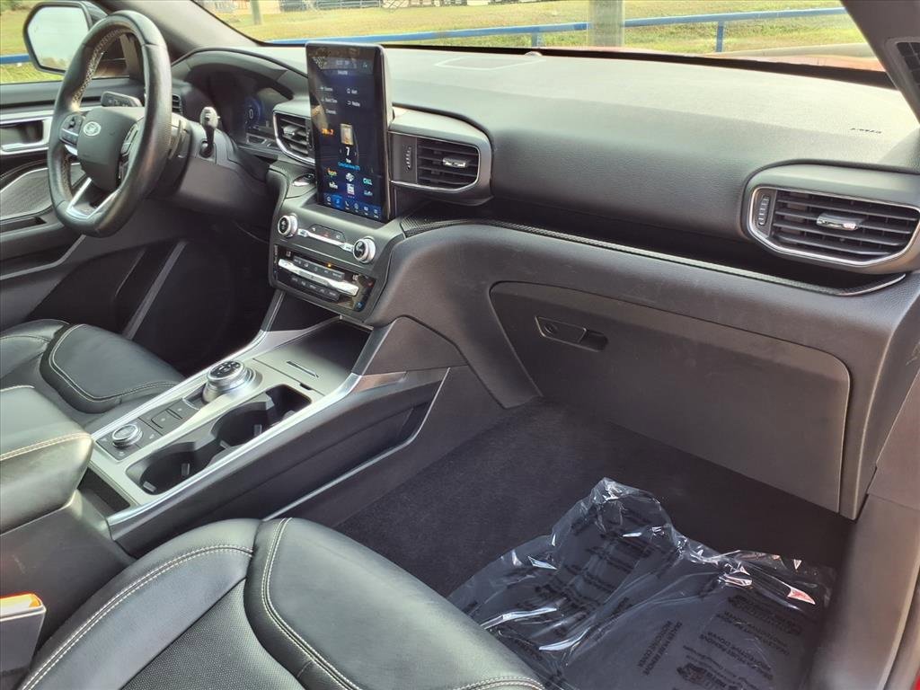 Certified 2020 Ford Explorer ST w/ ST Street Pack image 26