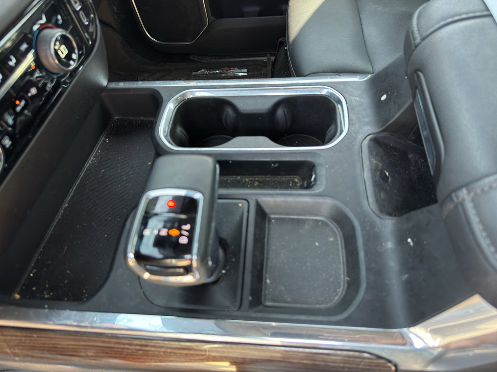 Used 2025 Chevrolet Silverado 1500 LT AWD/4WD image 13