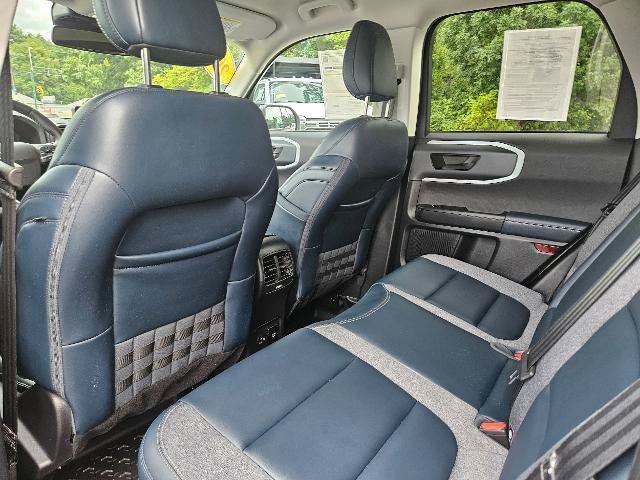 Certified 2024 Ford Bronco Sport Outer Banks AWD/4WD image 11