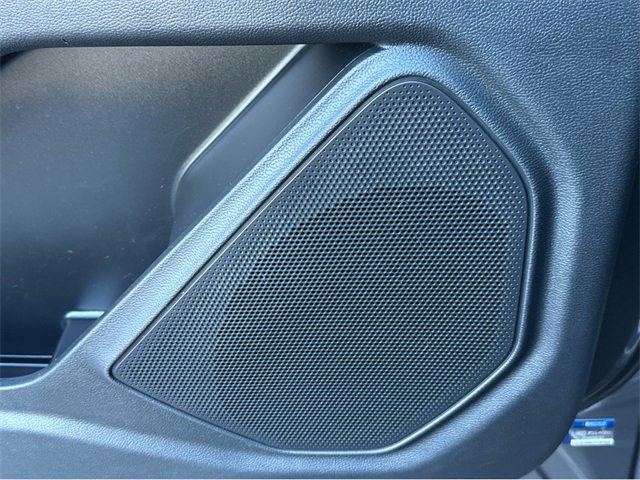 Certified 2022 Ford Explorer XLT w/ Equipment Group 202A image 39