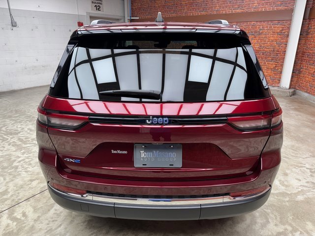 Used 2022 Jeep Grand Cherokee Limited 4xe image 5