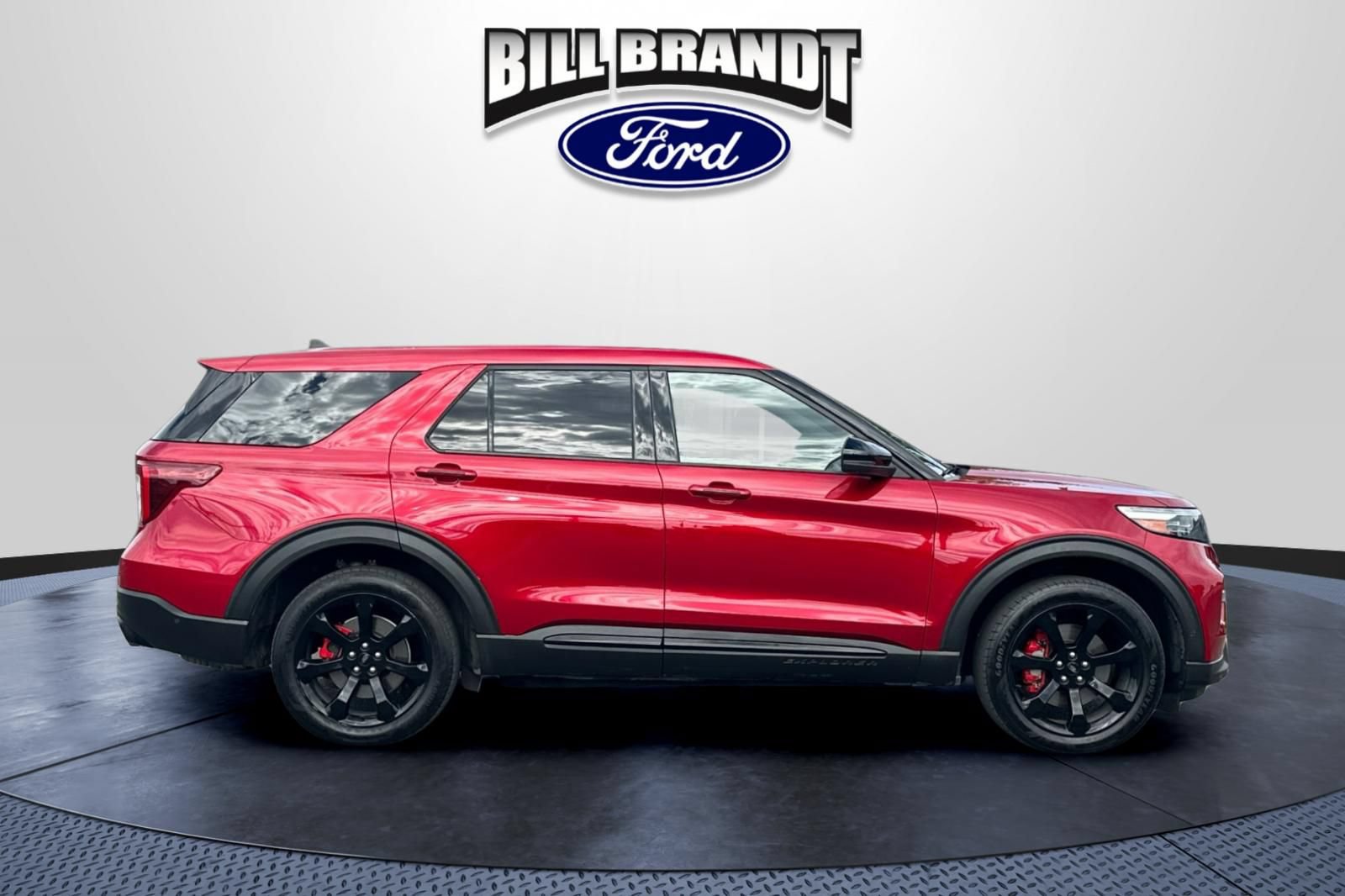 Certified 2021 Ford Explorer ST w/ Equipment Group 401A AWD/4WD image 2