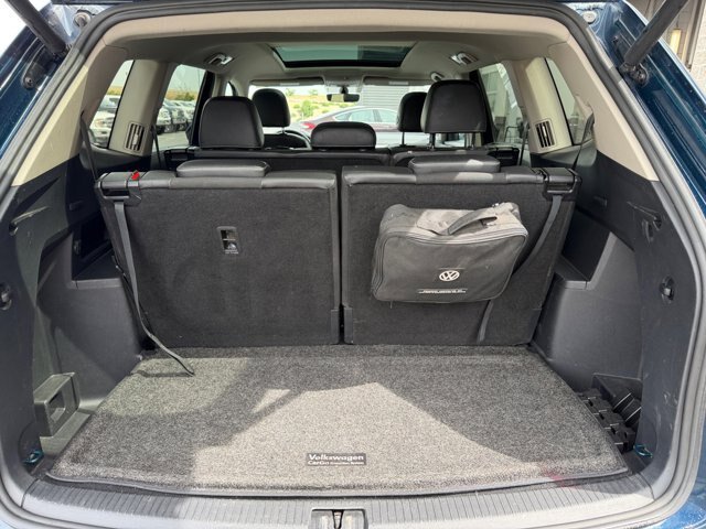 Used 2021 Volkswagen Atlas SE w/ Panoramic Sunroof Package FWD image 17