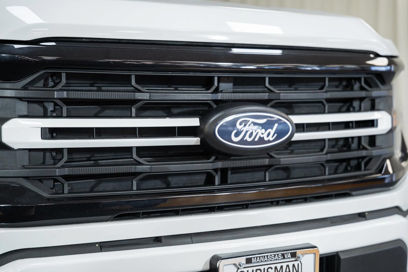 Certified 2025 Ford F150 XLT w/ Equipment Group 301A Standard AWD/4WD image 10